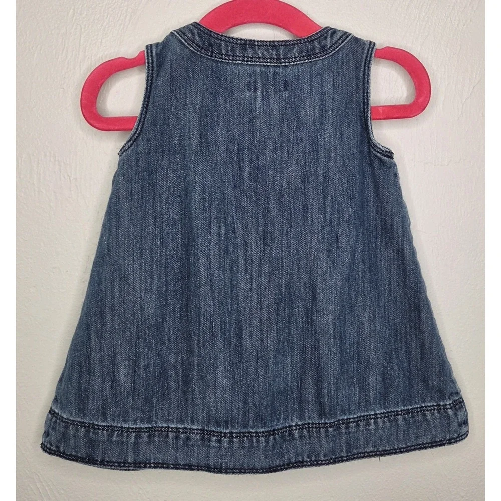Baby GAP Girls Size 6-12 Month Dress Denim Sleeveless Blue Buttons Retro Classic